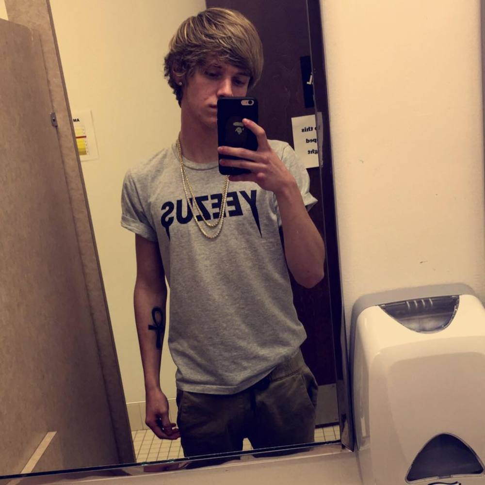 Meet your Posher, Tyler