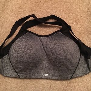 Victoria Secret Sport Bra 32DDD