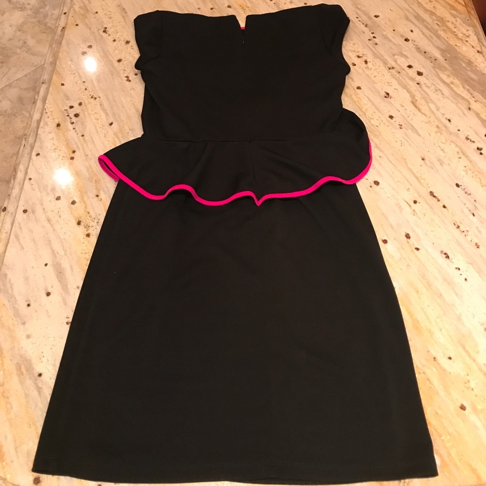 Dress - Picture 2 of 2