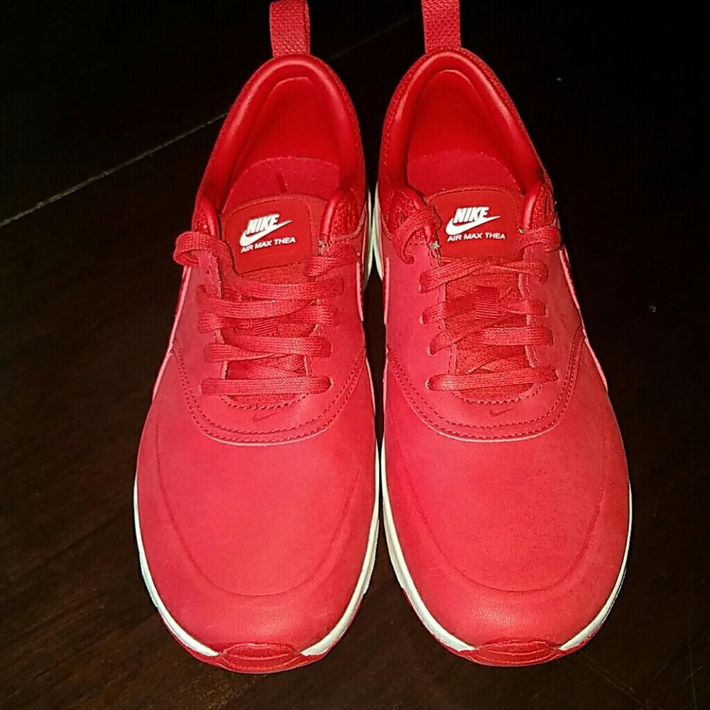 NIKE AIR MAX THEA PRM