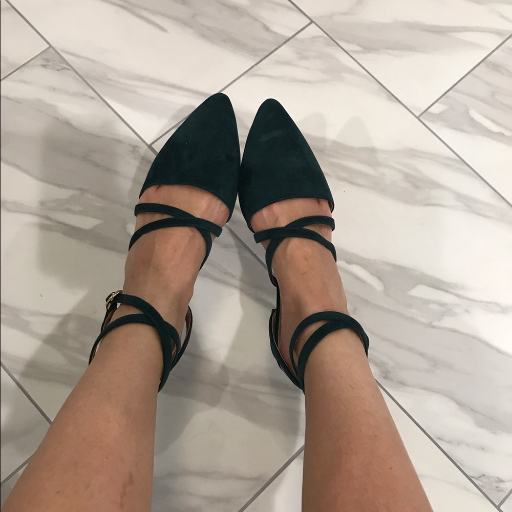 Lily Brown flats