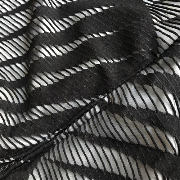 Open Strappy Back Romper - Picture 3 of 5