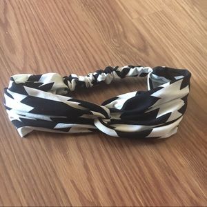 Knotted headband