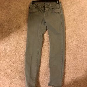 jeans
