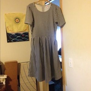 LuLaRoe Amelia dress