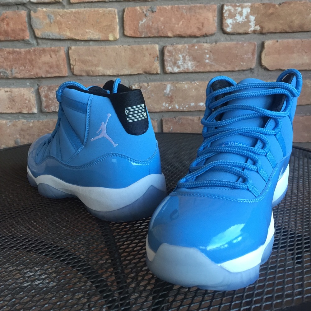 Jordan 11 pantone size 12