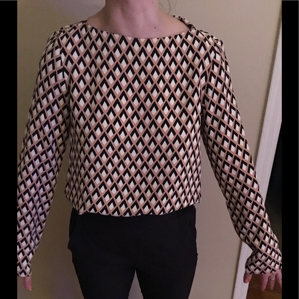 Patterned geometric blouse
