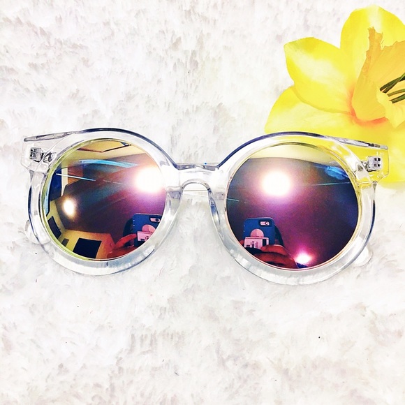 "Glass Rose" Baby Doll Sunnies - Picture 3 of 4