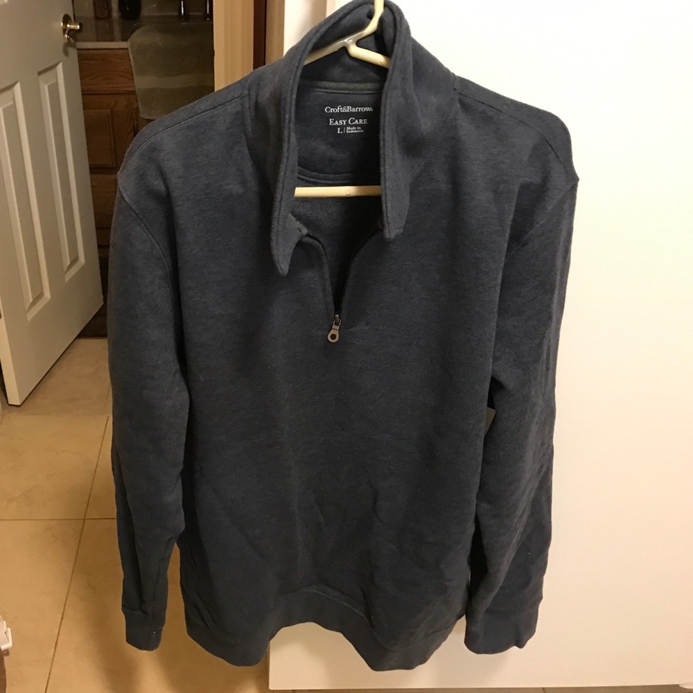 Pullover sweater