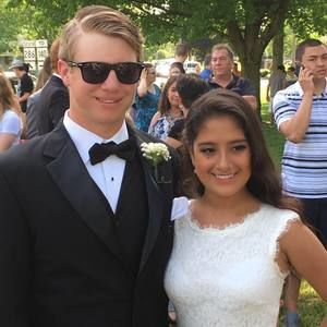 Meet your Posher, Logan