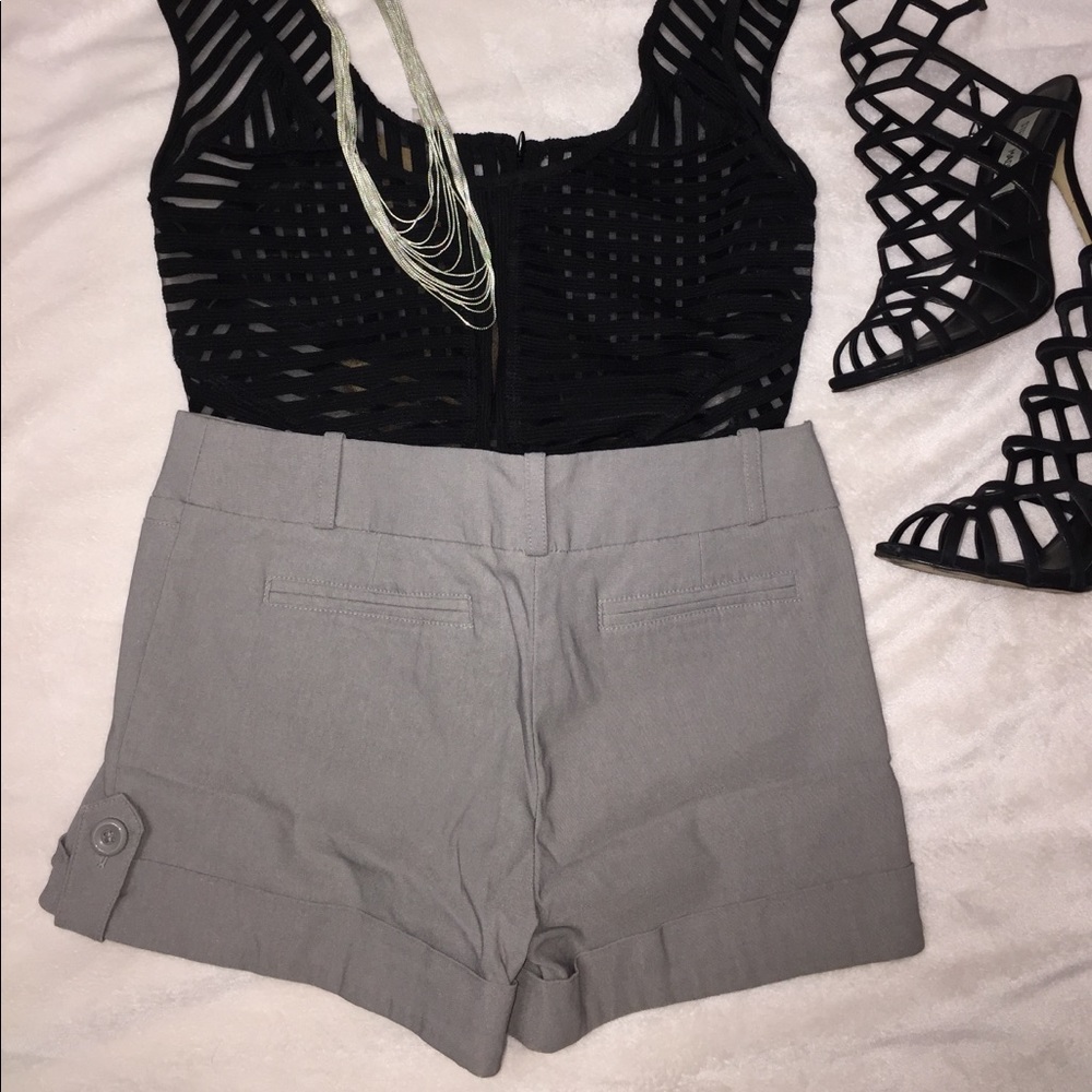 Shorts - Picture 3 of 3