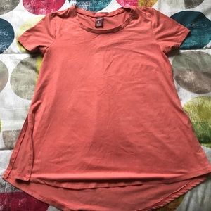 Flowy Peach shirt - size S (16 in girls)