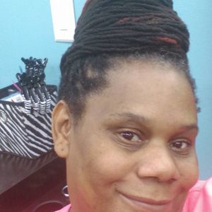 Meet your Posher, Angela