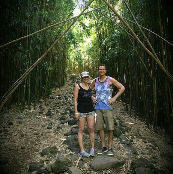 Meet your Posher, Megan💋🙊 - Picture 4 of 5