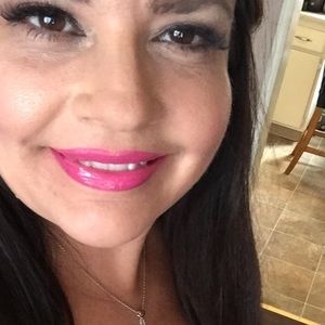 Meet your Posher, Teresa