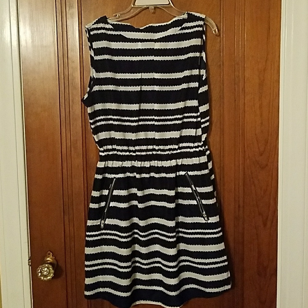 **SOLD** Zippered Pocket Dress
