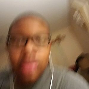 Meet your Posher, Julian