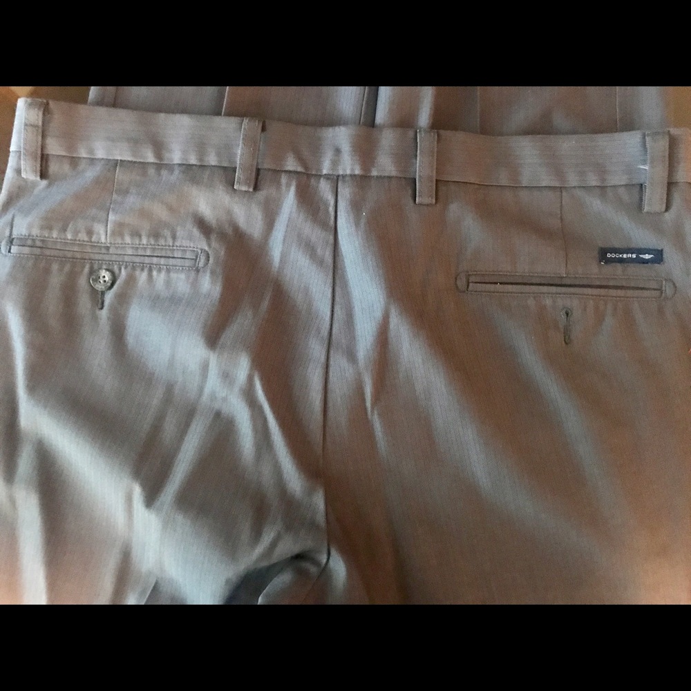 Gray dress pants great condition