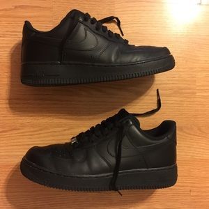 Nike Air Force Ones Black NOT GOING LOWER $.