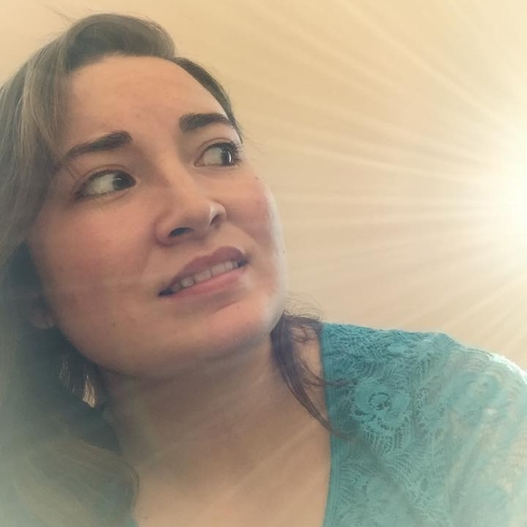 Meet your Posher, Annie - Picture 1 of 1