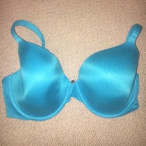 34 DD blue Victoria's Secret bra