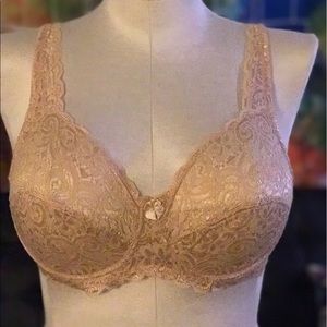 40C Lace Bra Lot - Beige and Black