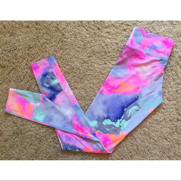 PINK Victoria's Secret Pants - NEW‼️ PINK Marble Leggings