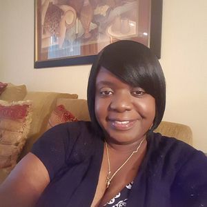 Meet your Posher, Stacy