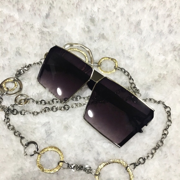 "Luna" Oversized Square Aviators - Picture 3 of 5