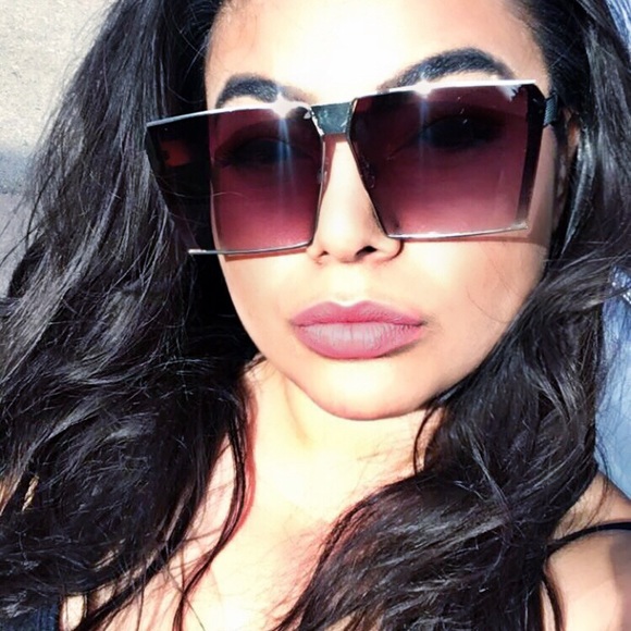 "Luna" Oversized Square Aviators - Picture 2 of 5