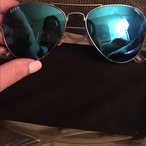 Diff Eyewear Blue Cruz Aviators