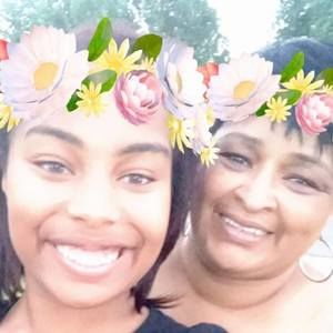 Meet your Posher, Becky