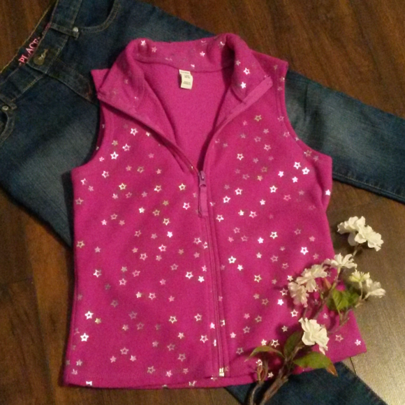 Old Navy Other - Old Navy Girls fleece vest-size 10/12