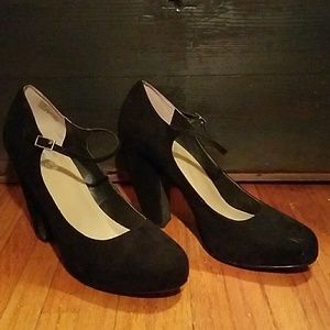 Chunky heeled mary-janes, Crown Vintage