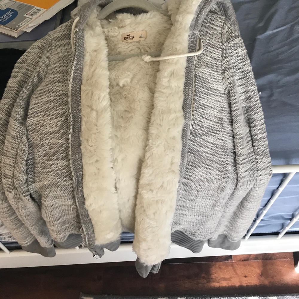 HOLLISTER FUR JACKET