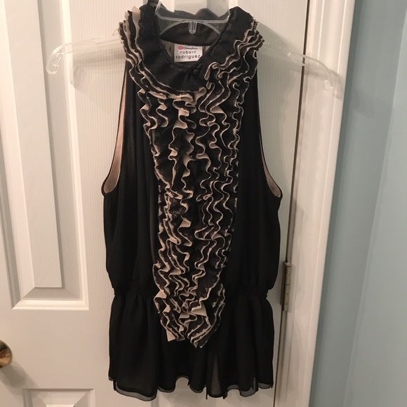 NWT Neiman Marcus Ruffle Top - Picture 4 of 7