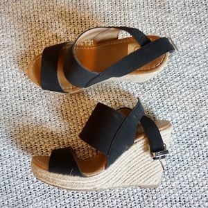 DV by Dolce Vita Wedges🙌🏼 (worn once)