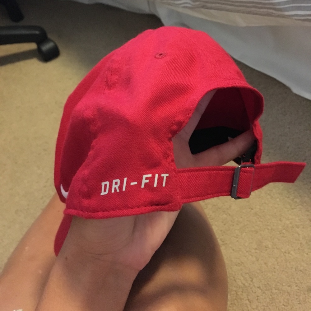 Angels hat - Picture 2 of 2