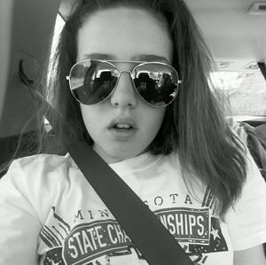 Meet your Posher, Lacey