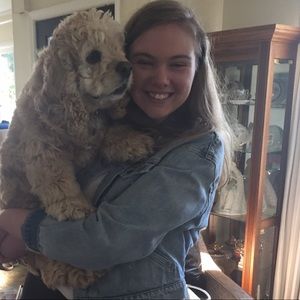 Meet your Posher, Elissa