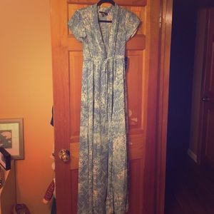 Lulus's patterned maxi dress.