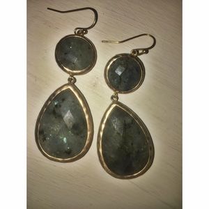 Gray stone and gold earring