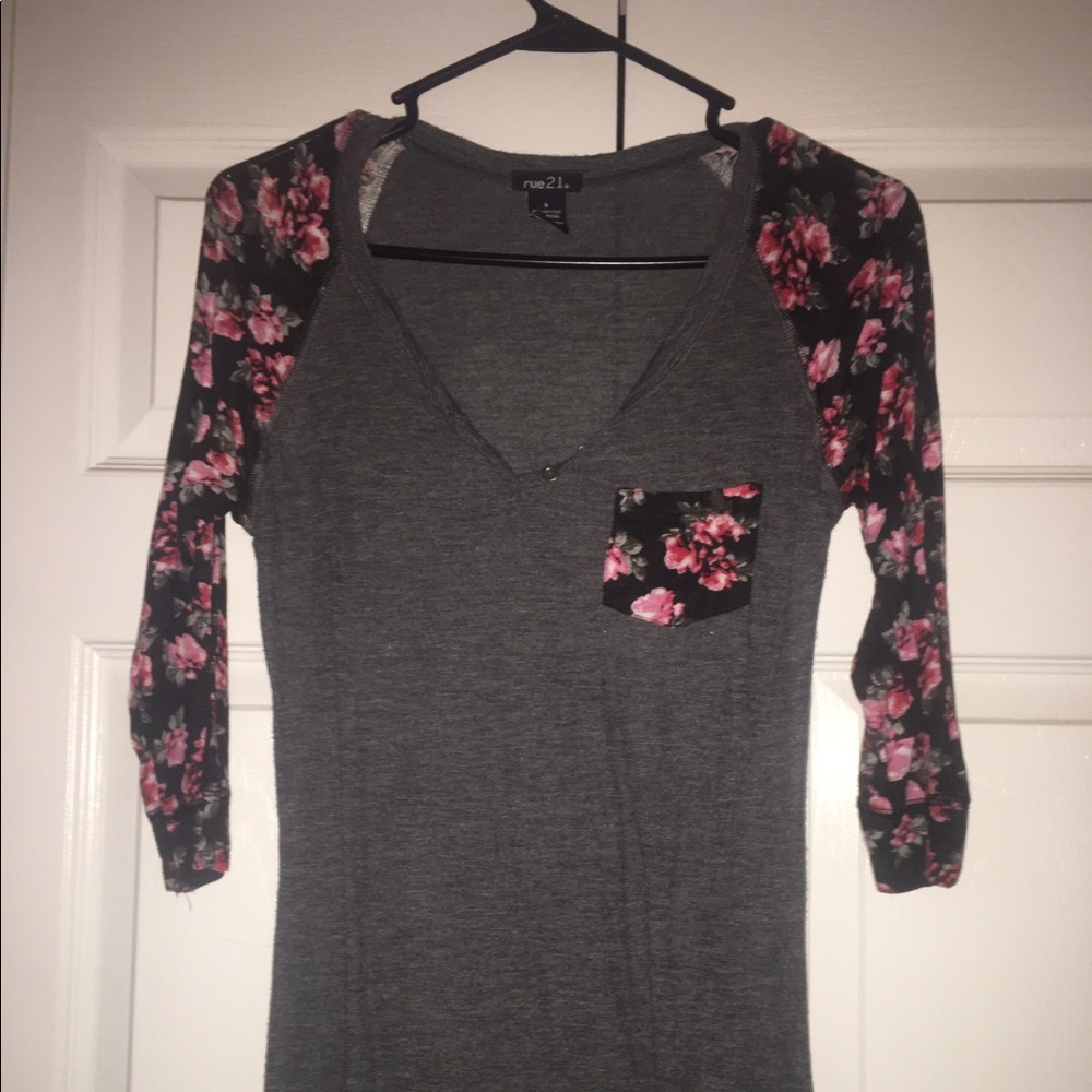 3/4 sleeve shirt