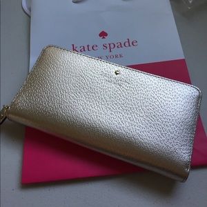 Kate Spade rose gold Neda wallet