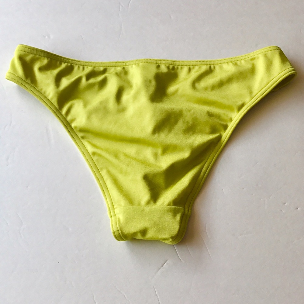 Nwt Victoria's secret Brazilian cut bikini S - Picture 3 of 3