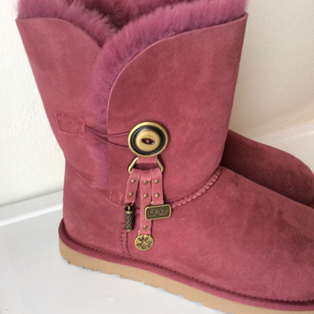 NWT🌟UGG Australia Azaela Boots - Picture 2 of 7