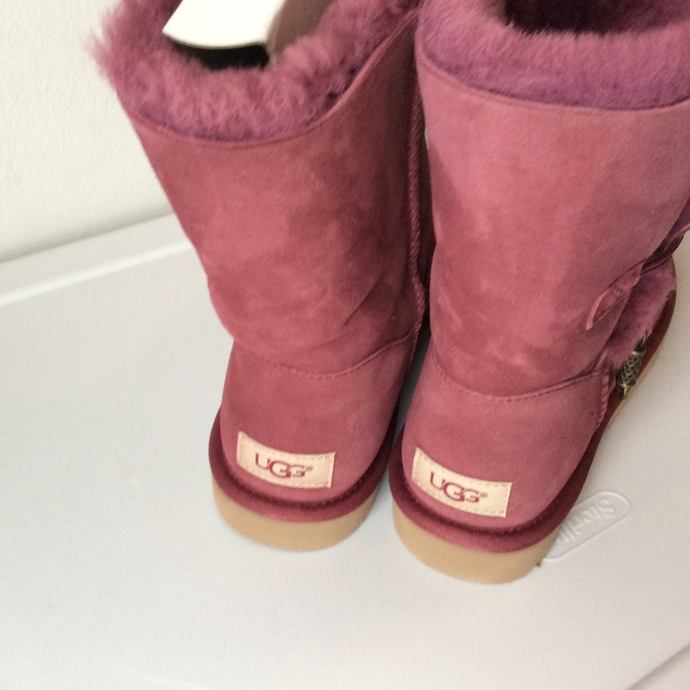 NWT🌟UGG Australia Azaela Boots - Picture 4 of 7