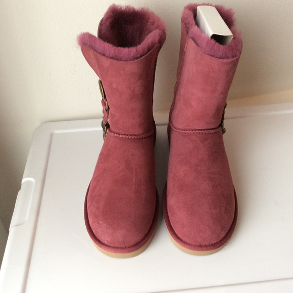 NWT🌟UGG Australia Azaela Boots - Picture 3 of 7