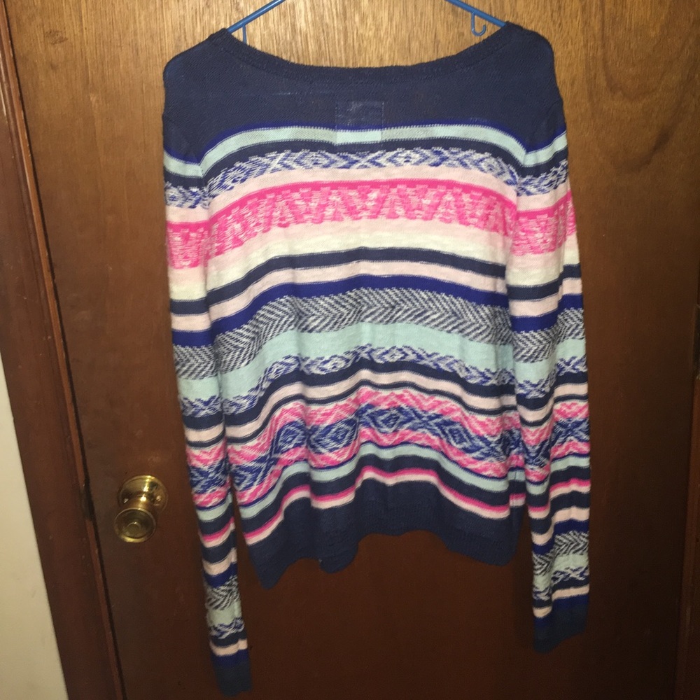 sweater - Picture 2 of 3