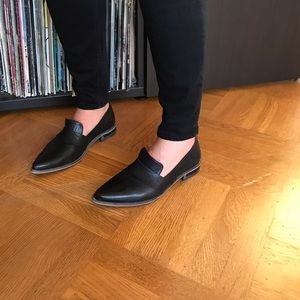 Freda Salvador NEW black Stride flats